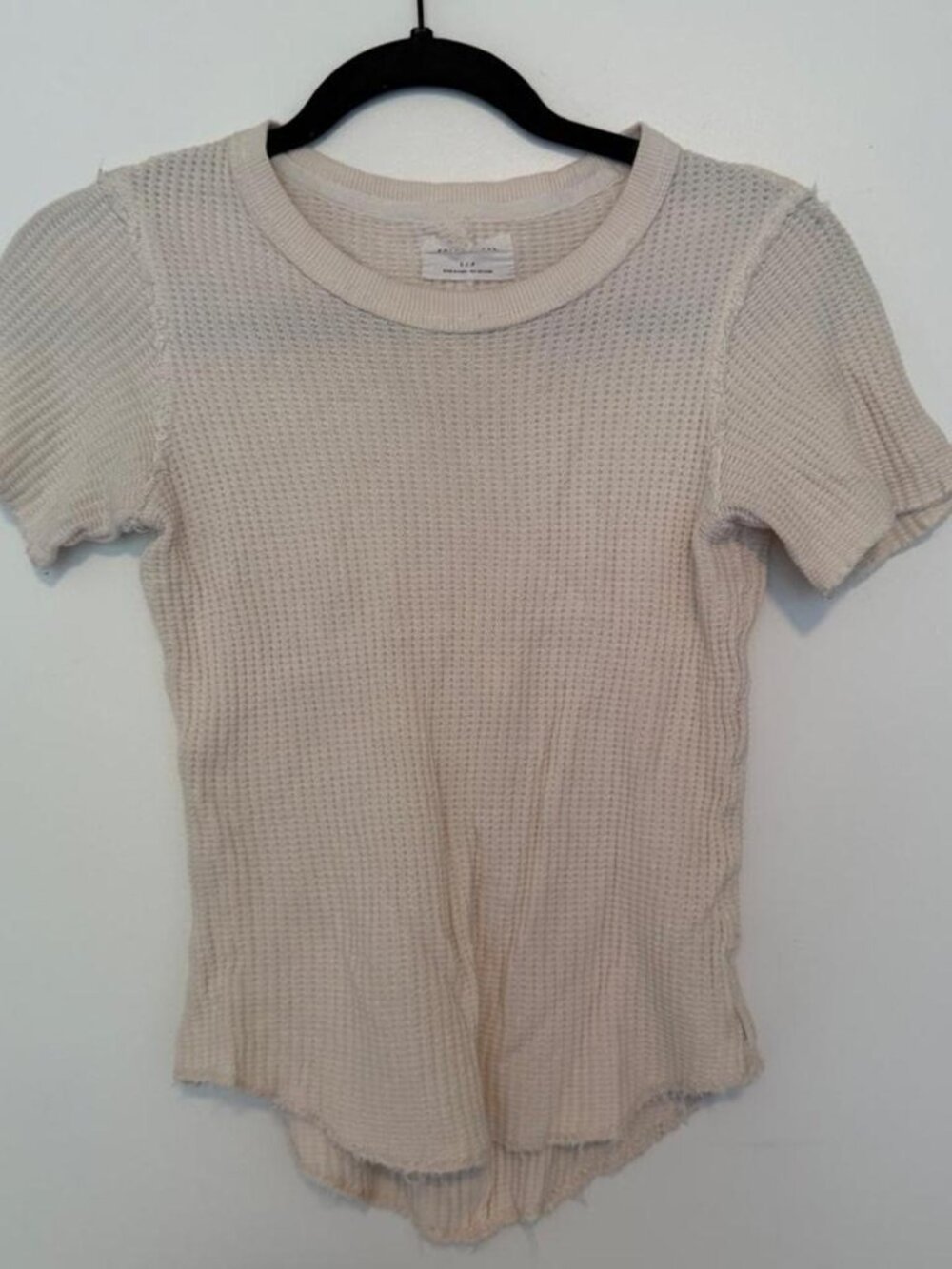 Aritzia cream ribbed knit crop top in a S